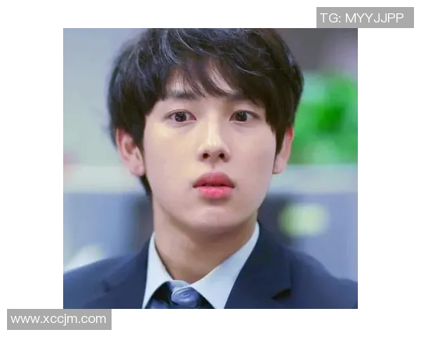 足球贾斯丁：从青涩少年到绿茵场上的璀璨明星之路